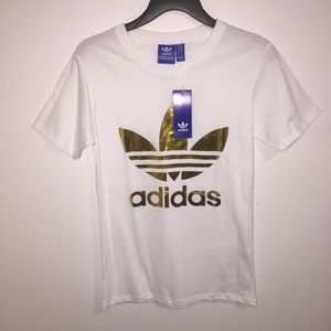 🚨SALE🚨 NWT WHITE ADIDAS TREFOIL SHIRT